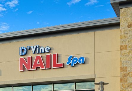 D'vine Nail Spa