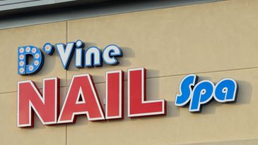 D'vine Nail Spa